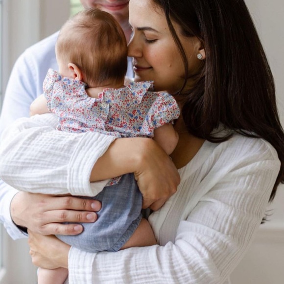 Meet your Posher, Liz - Picture 1 of 1